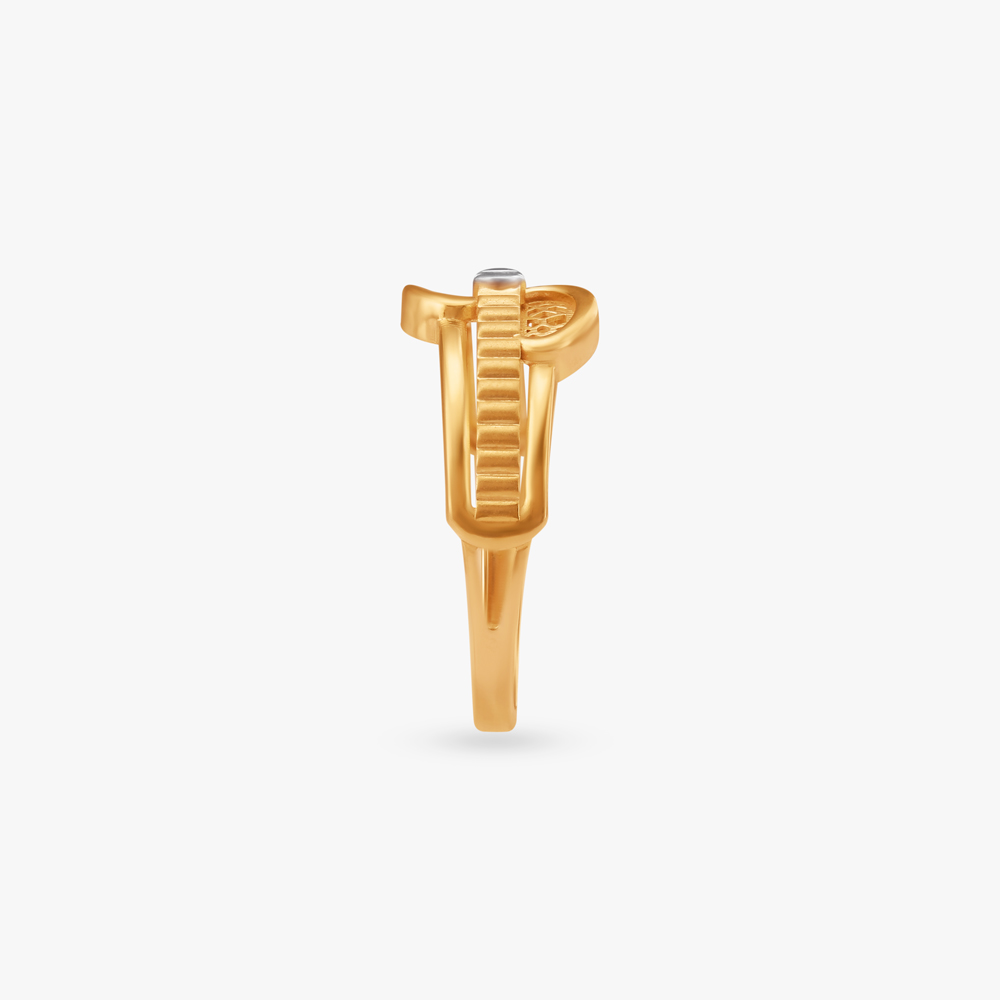 Stellar Twist Gold Ring,,hi-res image number null