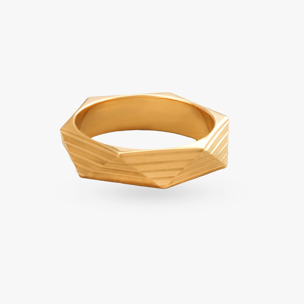 

Angled Form Gold Ring