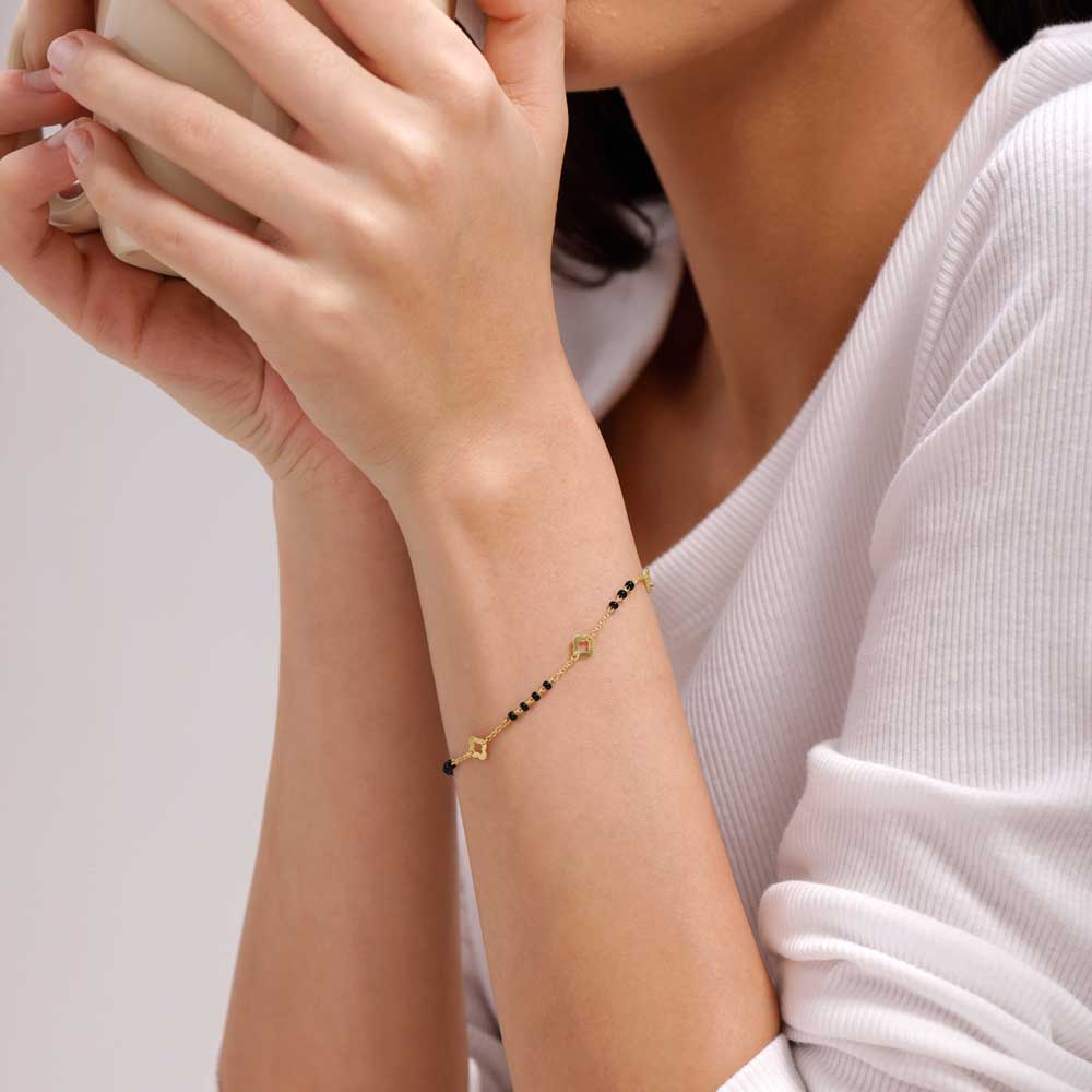 Cheeky Chic Gold Bracelet,,hi-res image number null