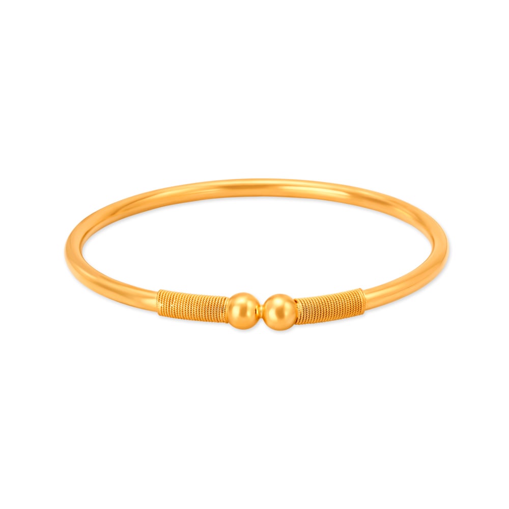 

Classy Charming Gold Bangle
