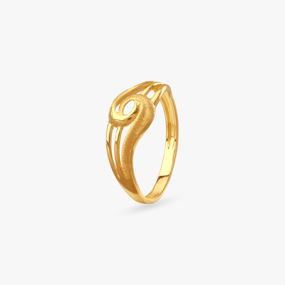 

Wave Loop Gold Ring