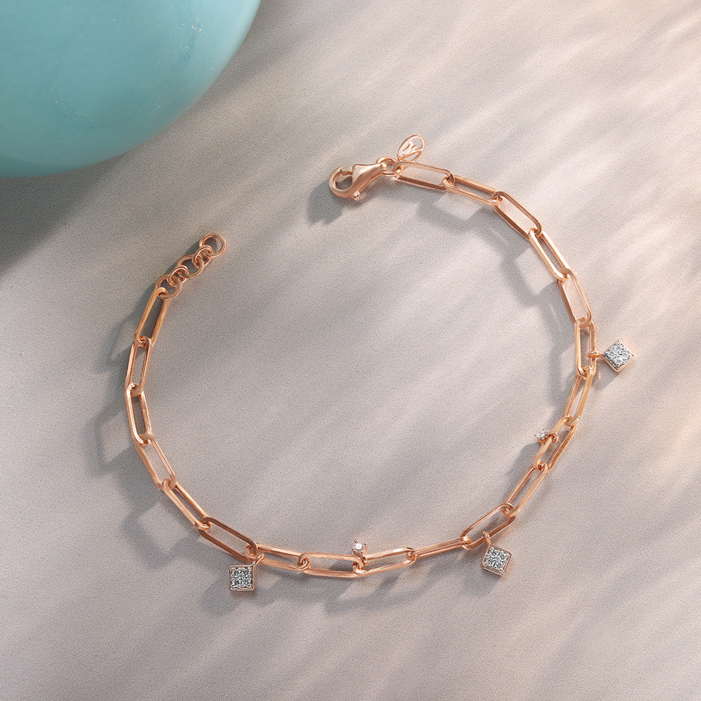 Chic Glimmer Diamond Bracelet,,hi-res image number null