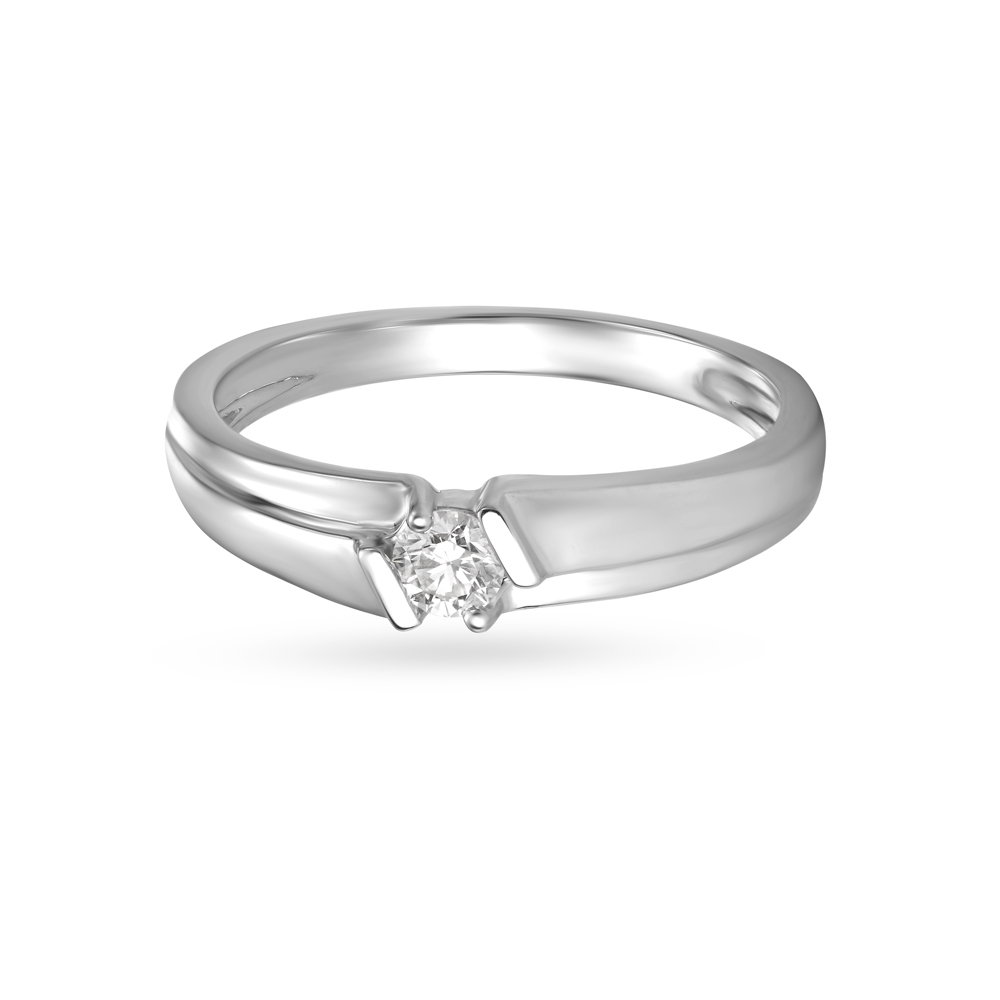 Traditional White Platinum Finger Ring