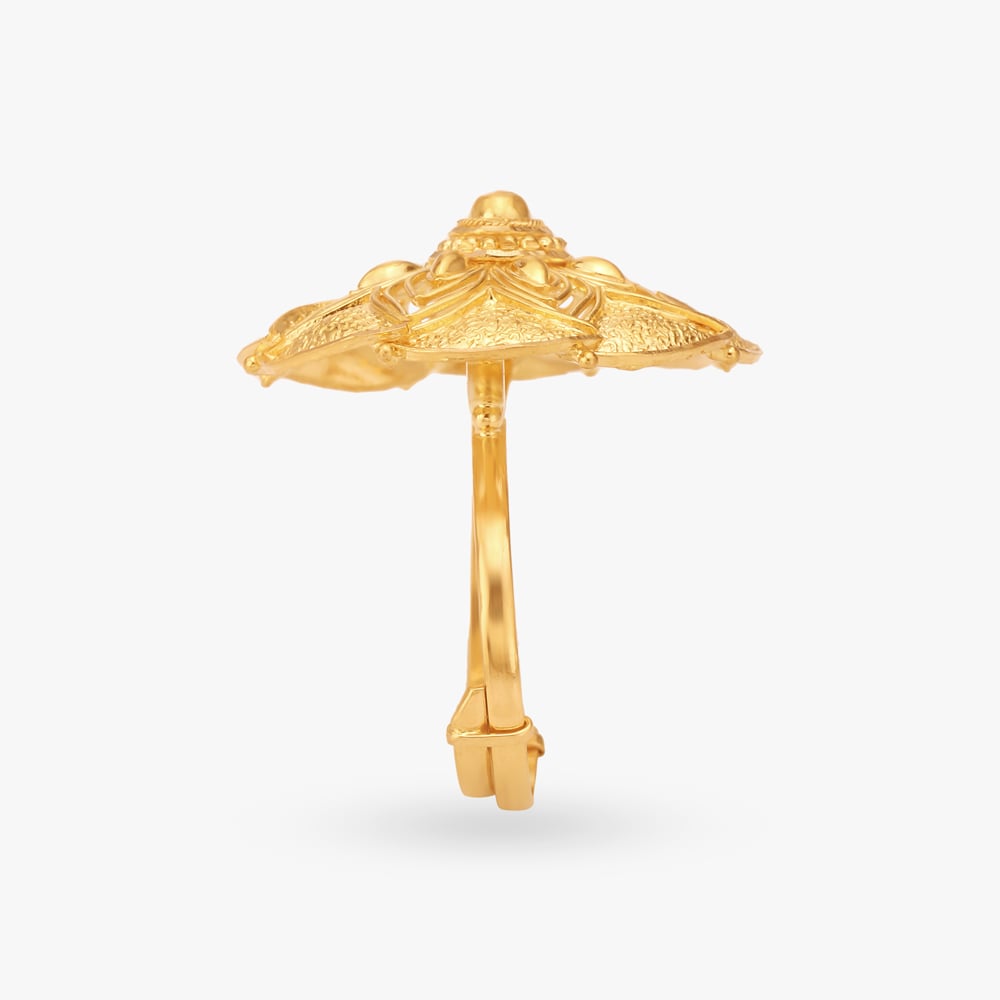 Intricate Gold Finger Ring,,hi-res image number null
