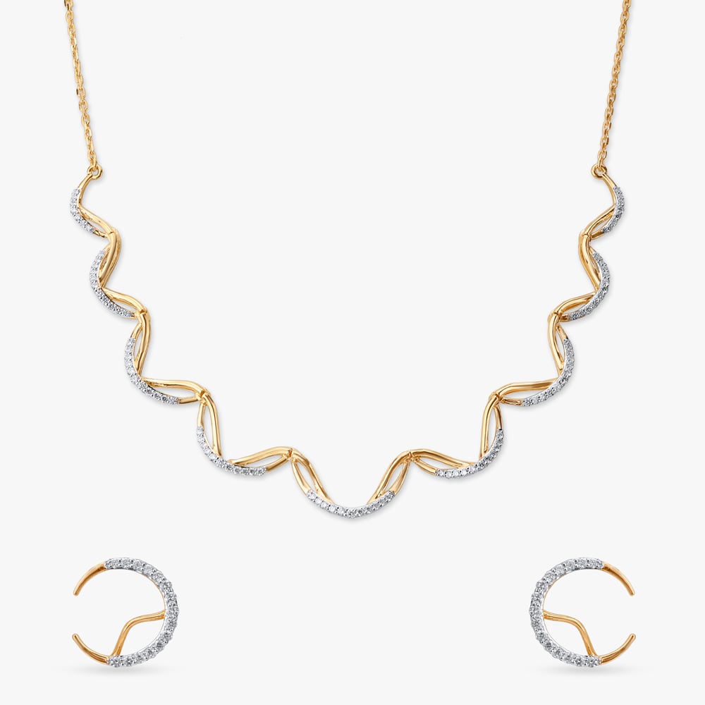 

Chic Ripple Diamond Necklace Set