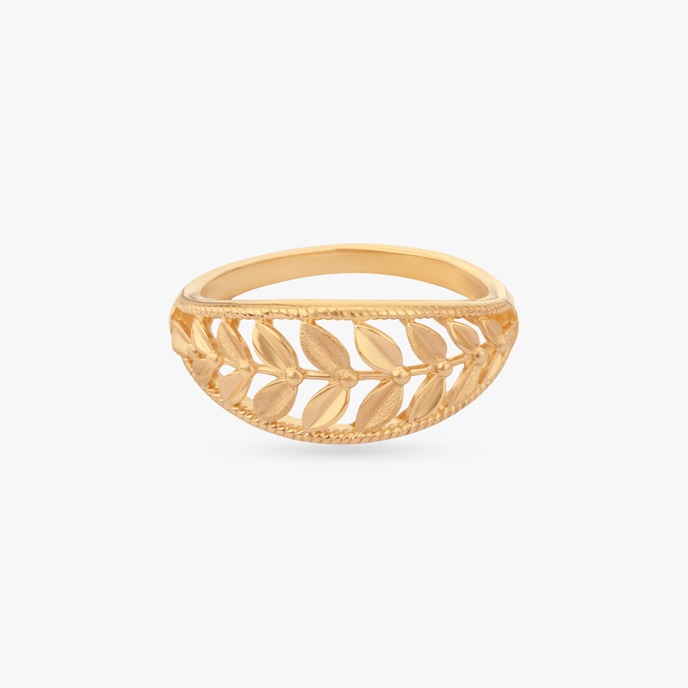 

Elegant Leaf Gold Ring