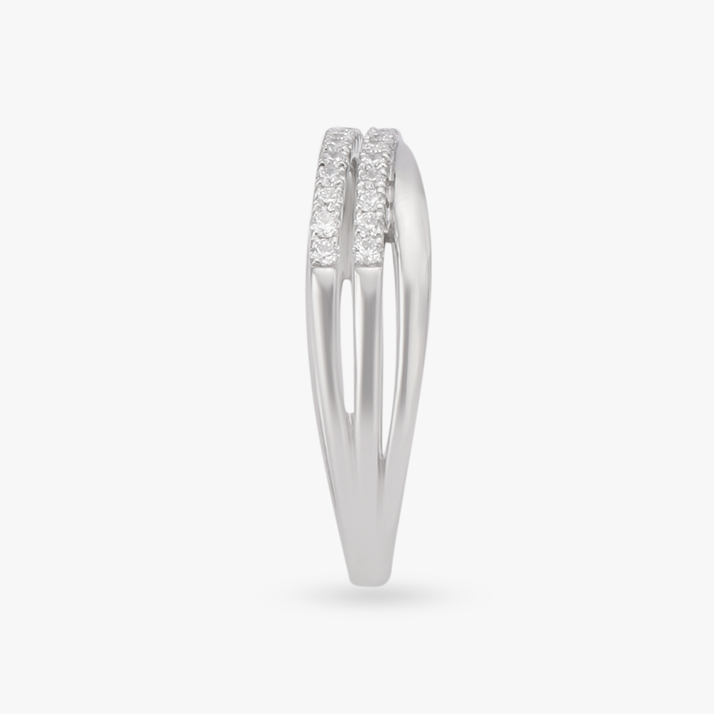 Twisted Diamond Finger Ring,,hi-res image number null