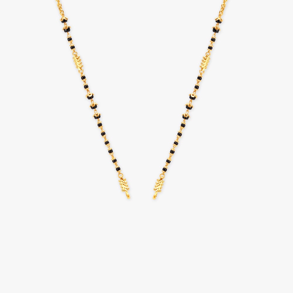 

Sophisticated Gold Mangalsutra Chain