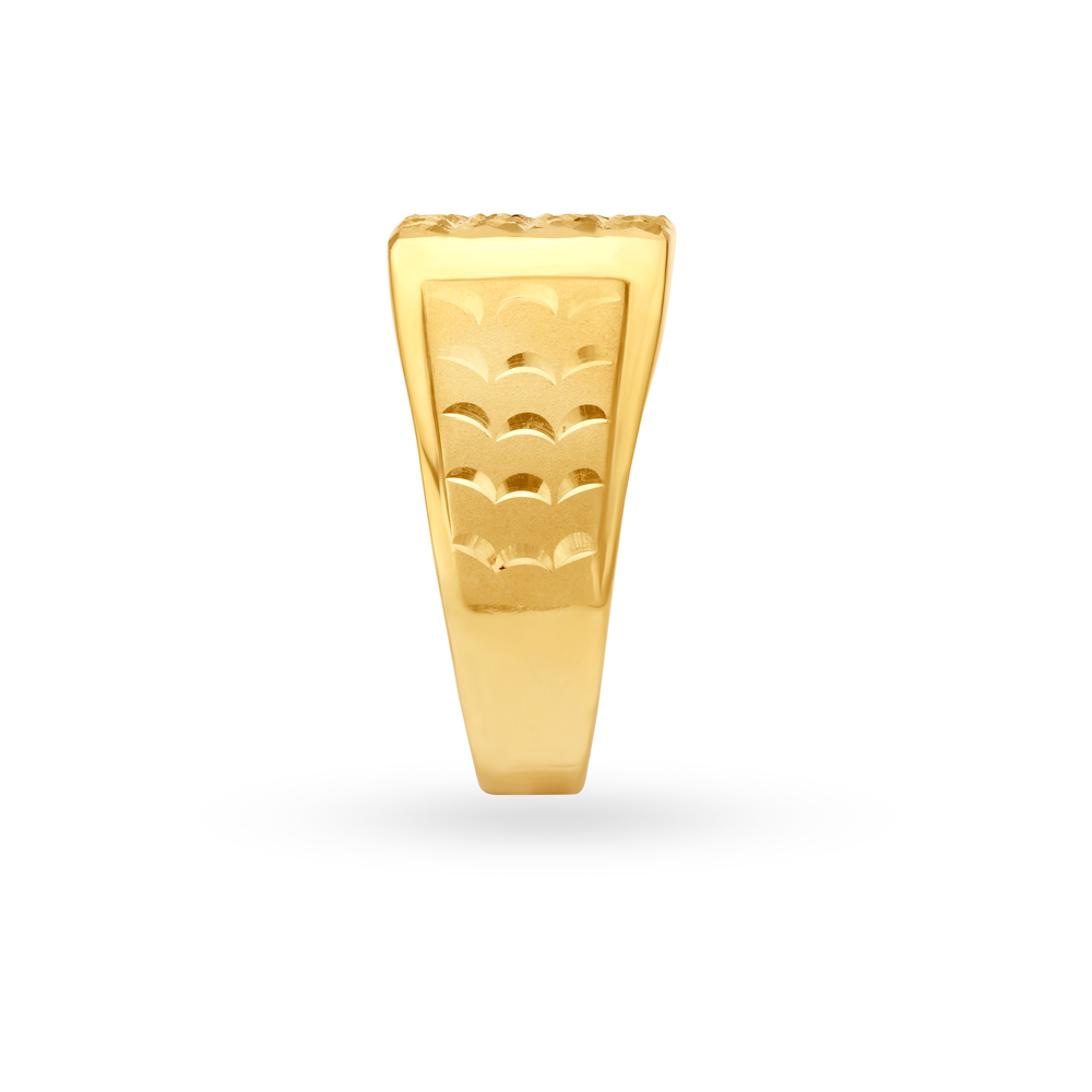 Contemporary Bold Gold Finger Ring for Men