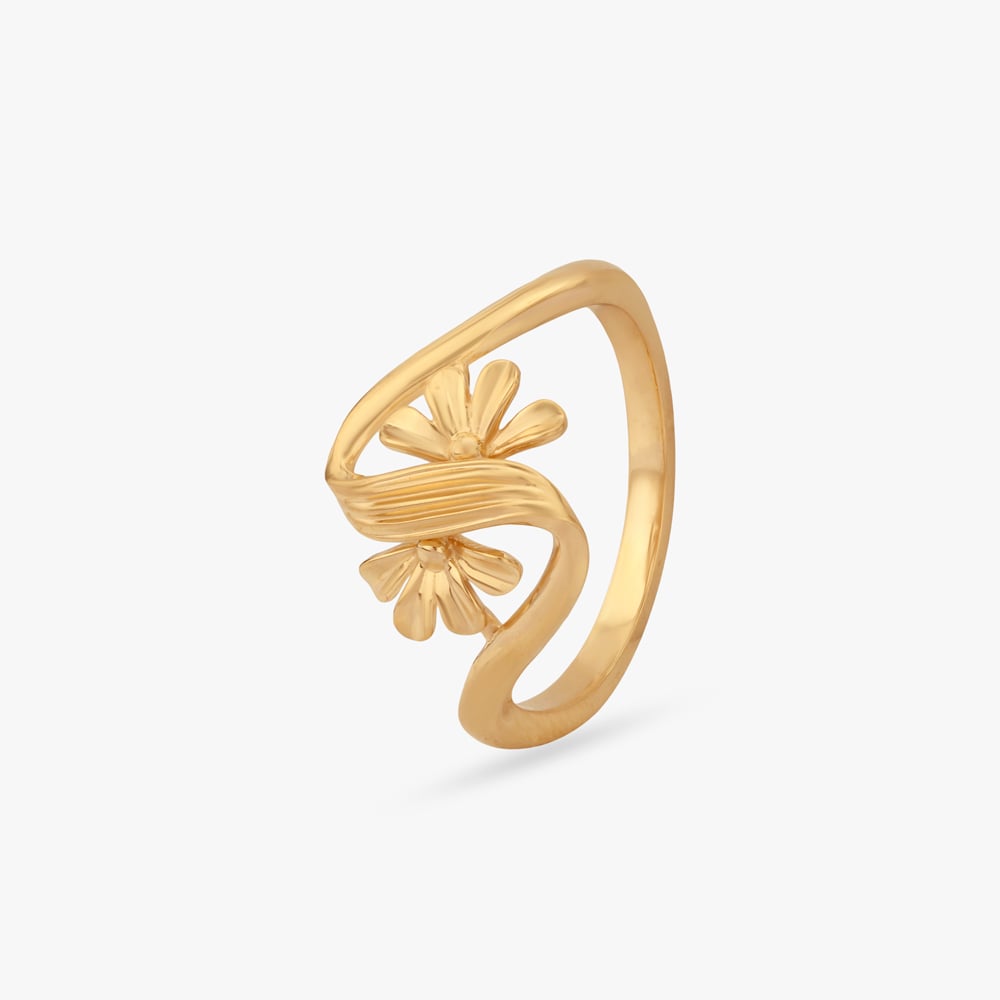 

Floral Vine Gold Ring