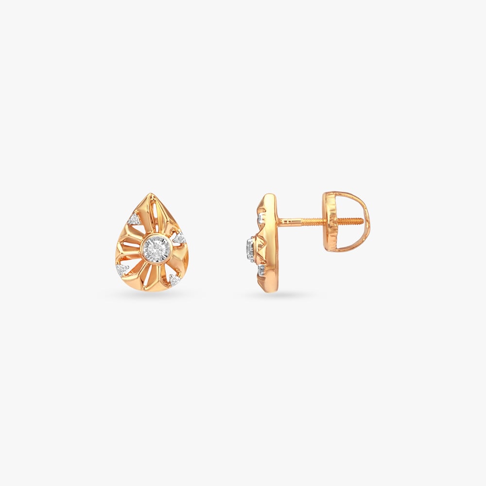 

Lustre Burst Diamond Stud Earrings