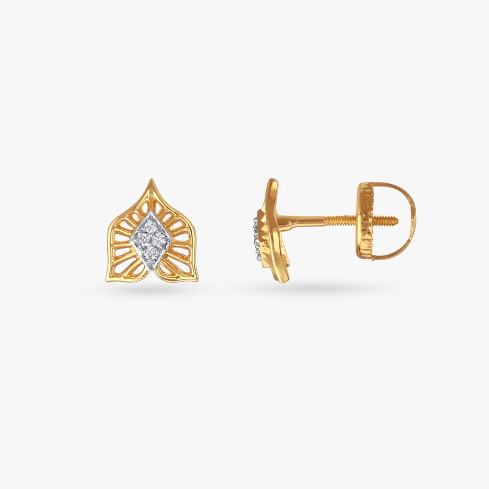 

Winged Charm Diamond Stud Earrings
