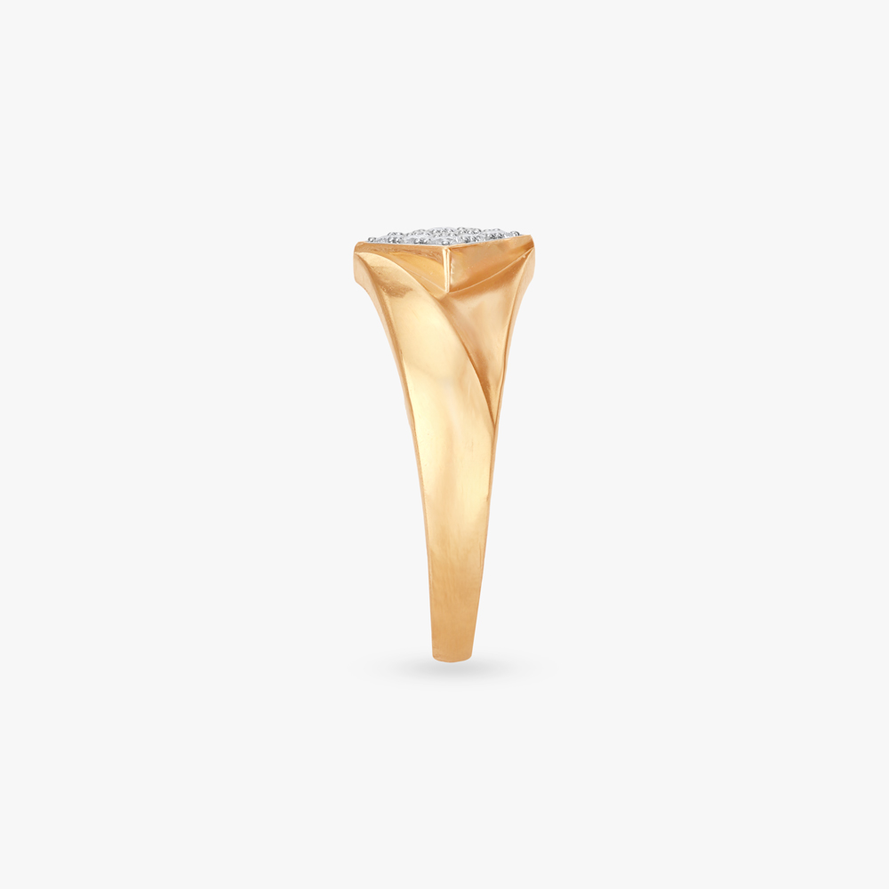 Sharp Regal Diamond Finger Ring for Men,,hi-res image number null