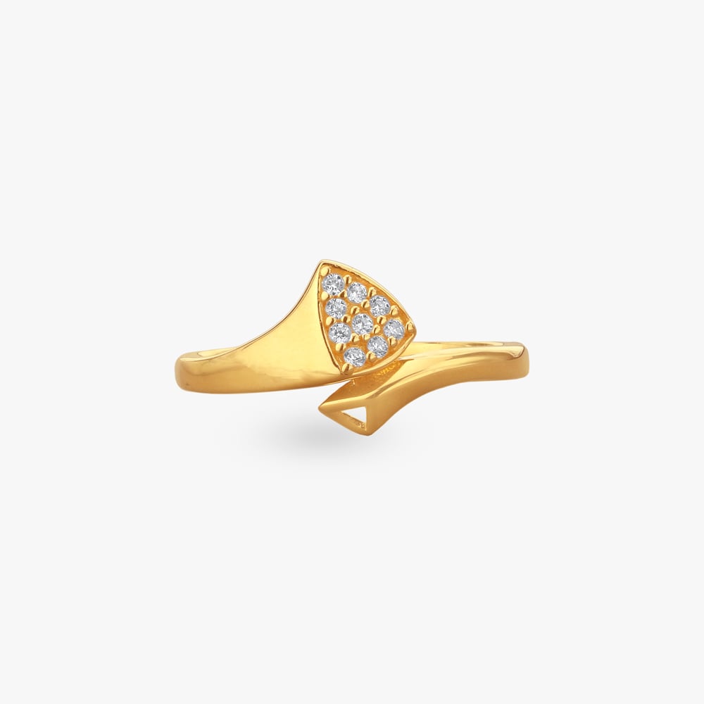 

Contemporary Twist Gold Ring