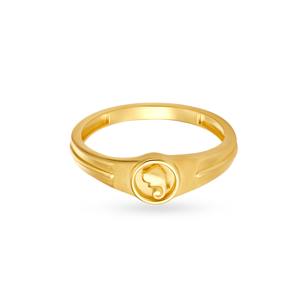 Exquisite Engraved Gold Ring,,hi-res image number null