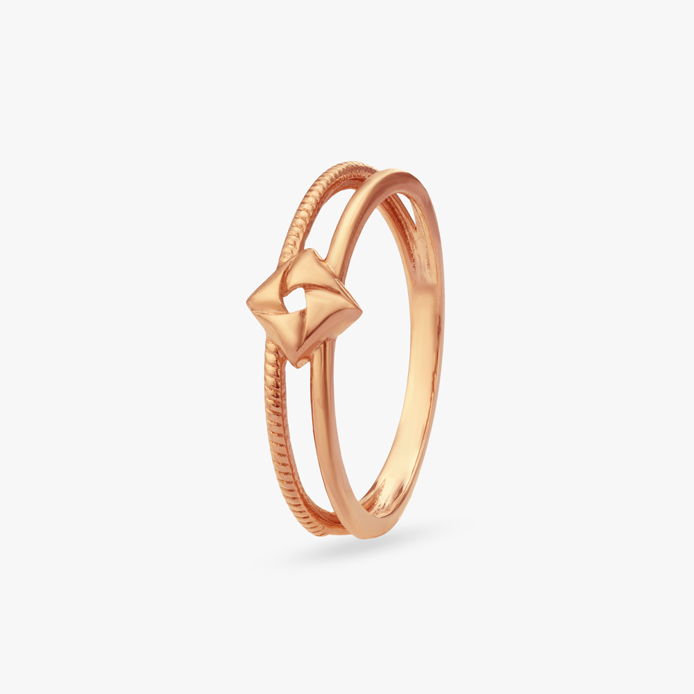 

Geometric Glow Gold Ring