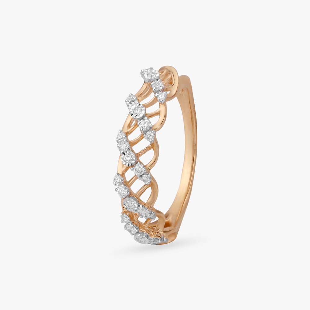 

Radiant Lattice Diamond Ring