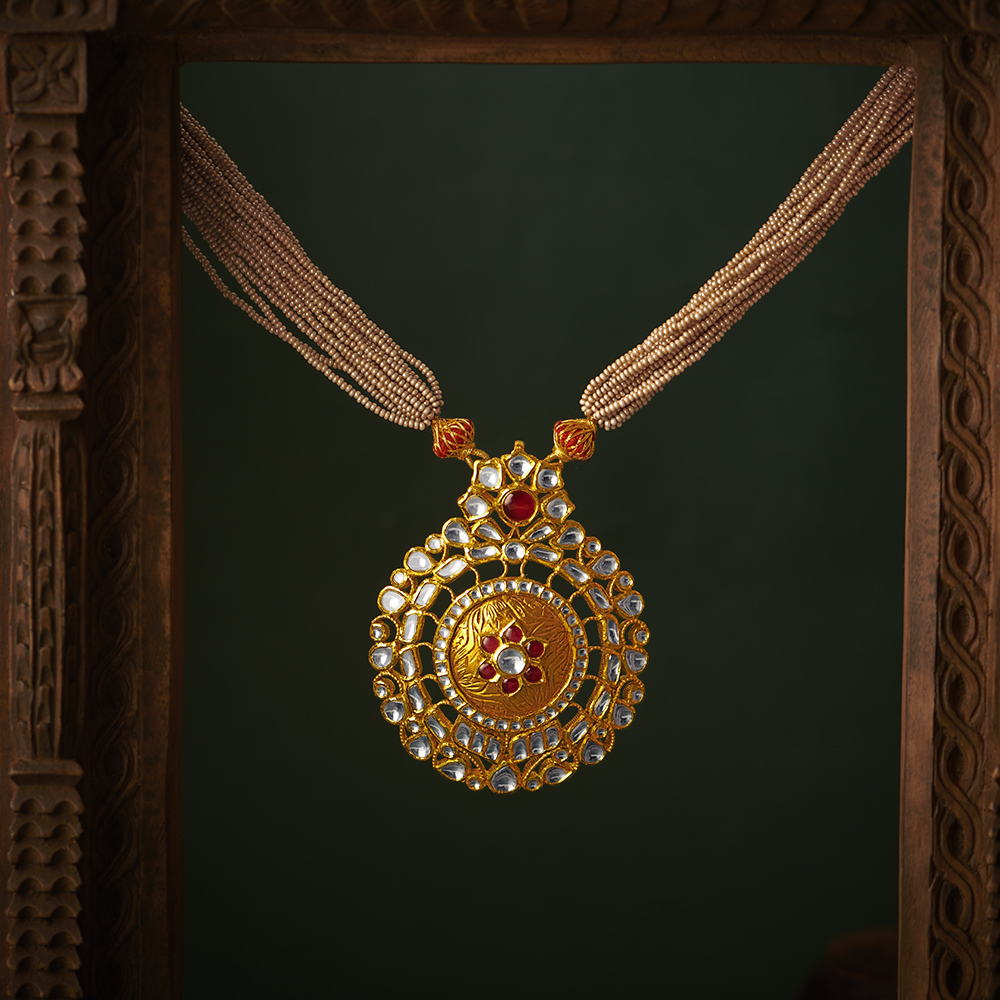 Luminous Gold Pendant with Chain