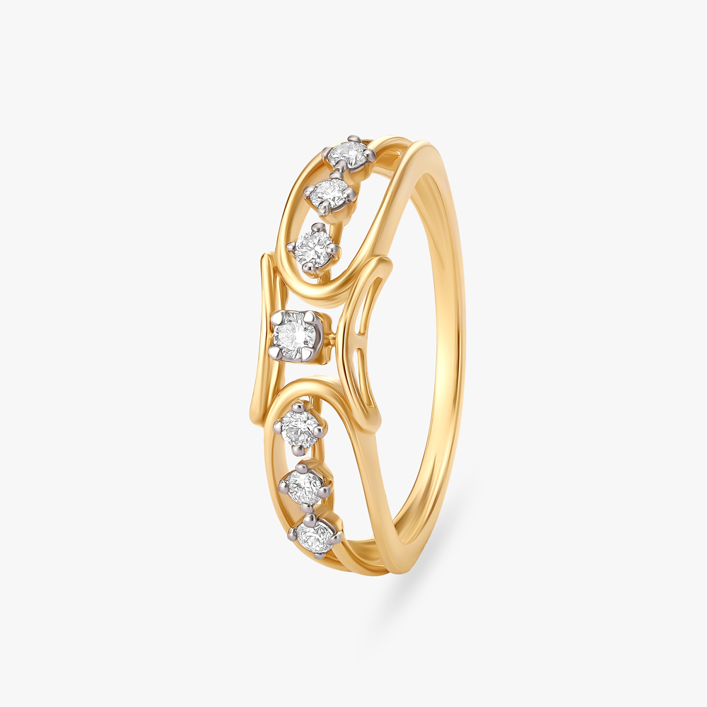 Luxurious Gold Elegance Diamond Finger Ring