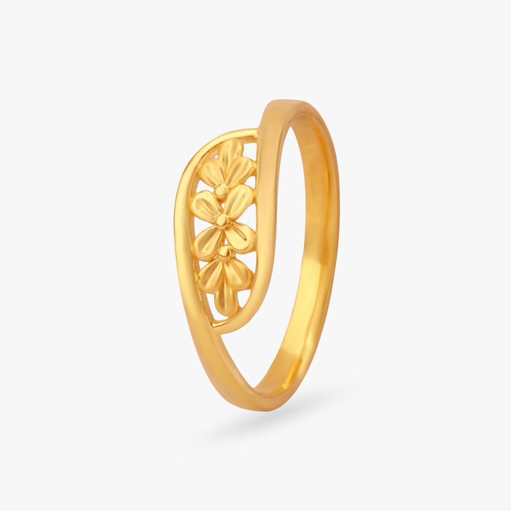 Petal Whisper Gold Ring,,hi-res image number null