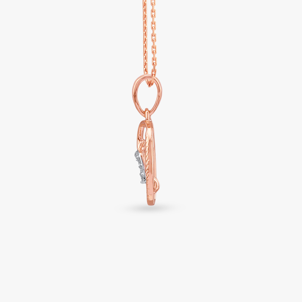 

Oval Whispers Diamond Pendant