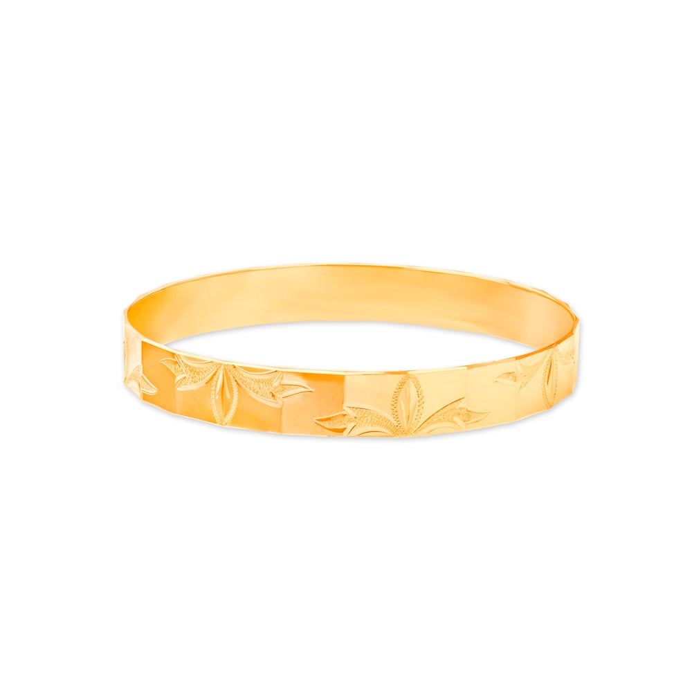 

Vintage Yellow Gold Floral Etched Bangle