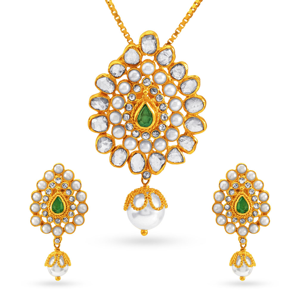 Emerald And Pearl Gold Pendant And Earrings Set,,hi-res image number null