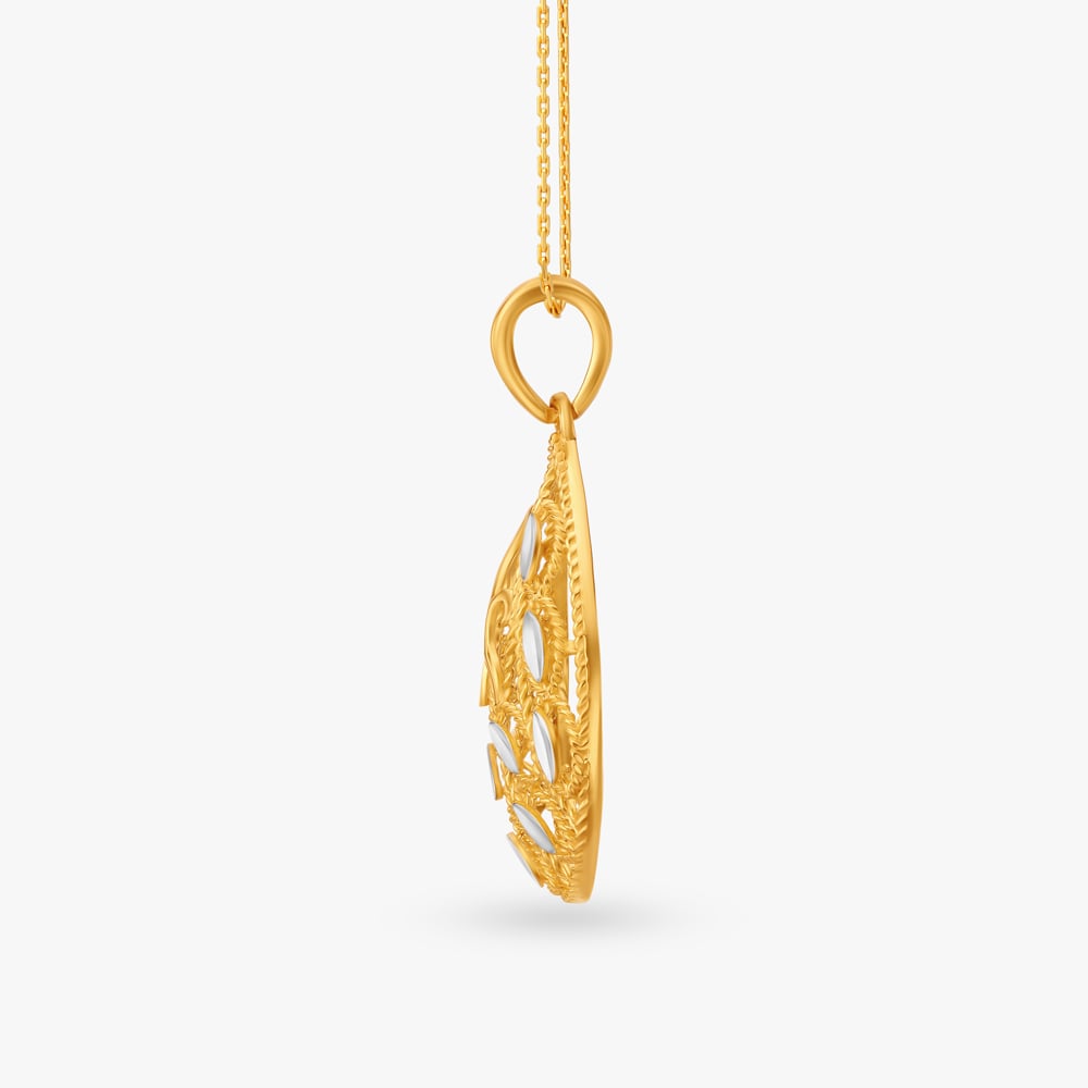 Simplistic Gold Gold Pendant,,hi-res image number null
