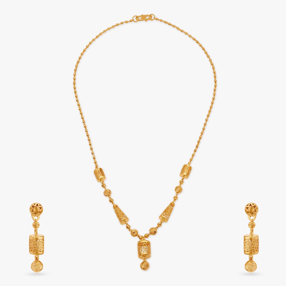 

Distinguished Opulence Necklace Set