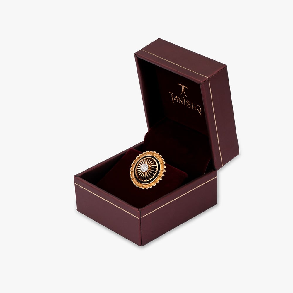 Striking Diamond Pendant,,hi-res image number null
