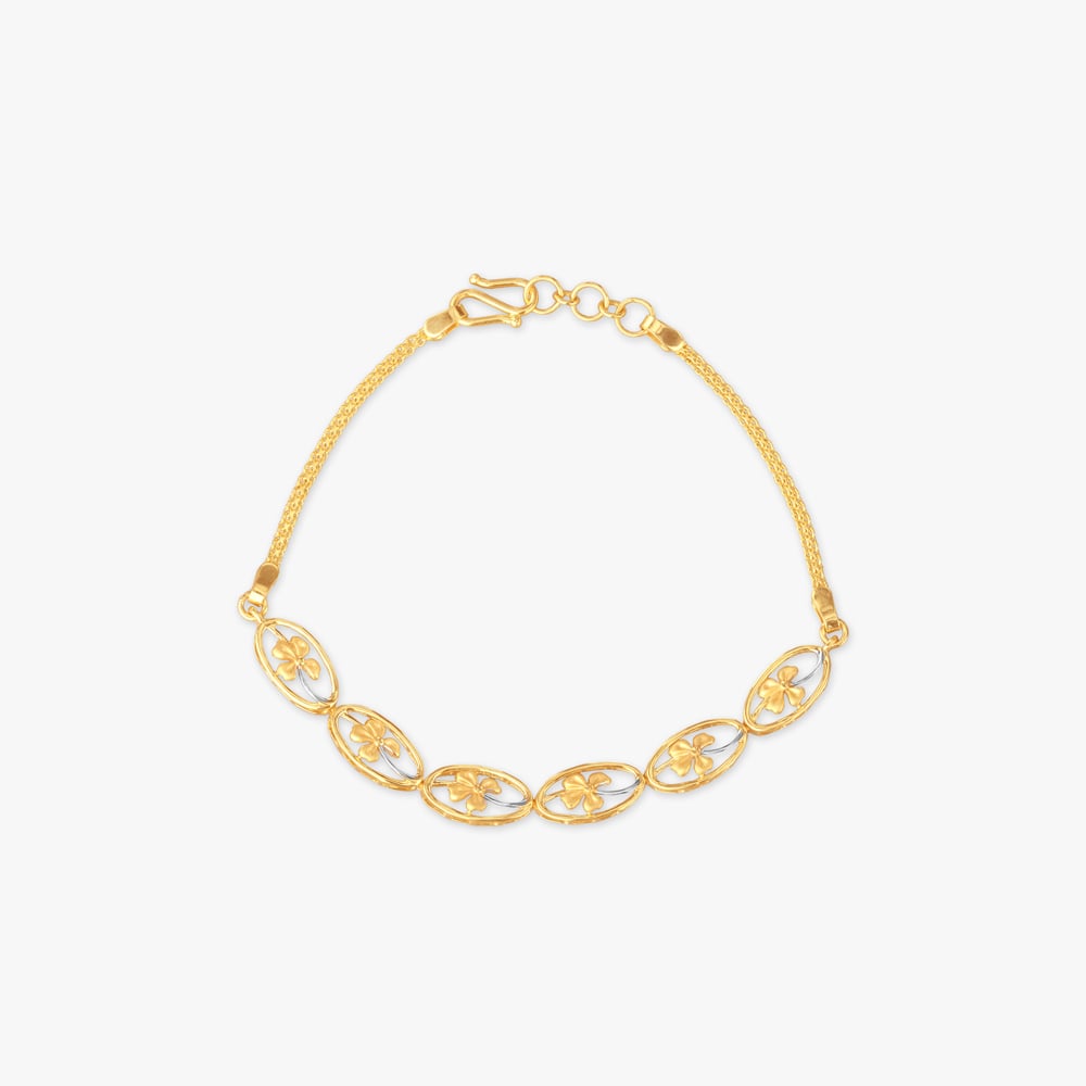 

Oval Charm Gold Bracelet