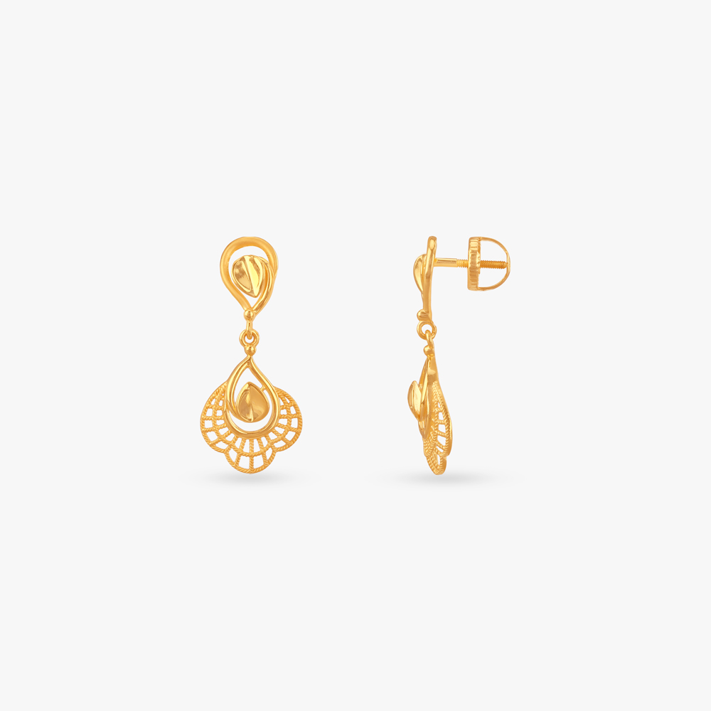 

Scalloped Shine Gold Drop Earrings