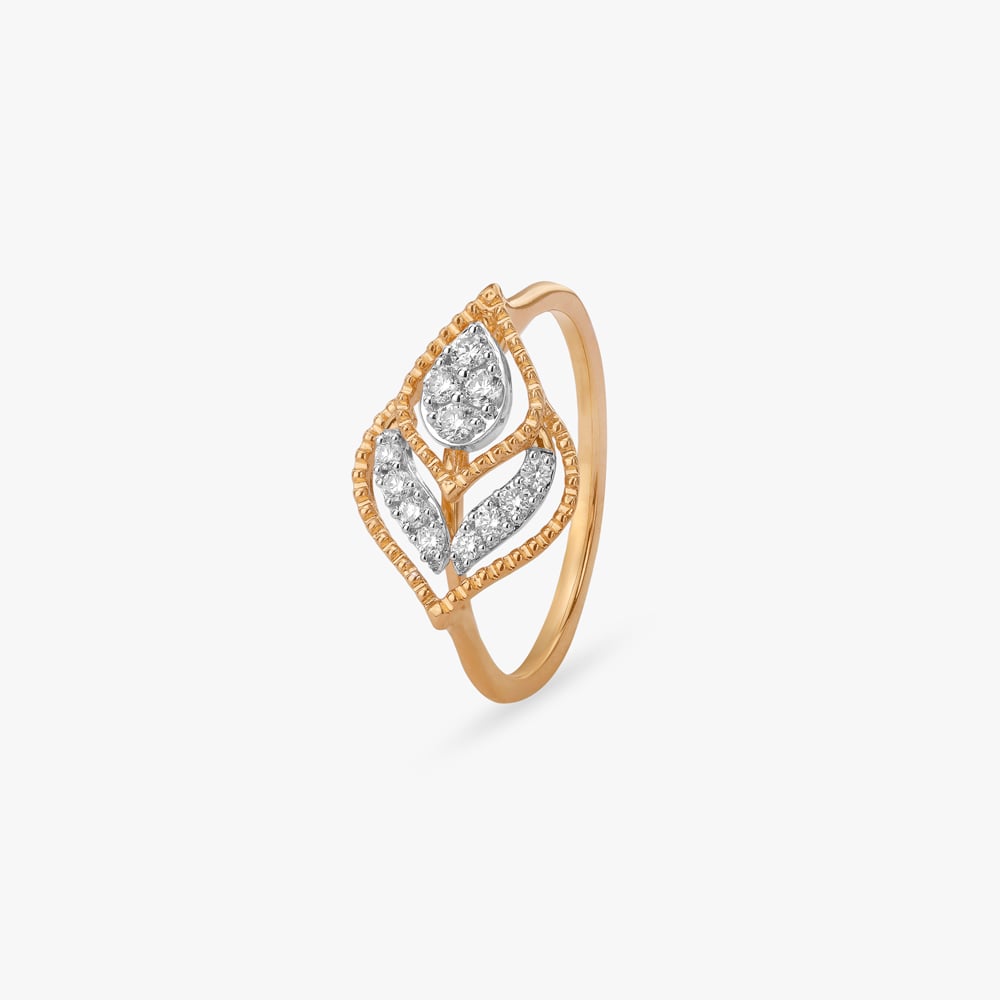 

Leafy Glow Diamond Finger Ring