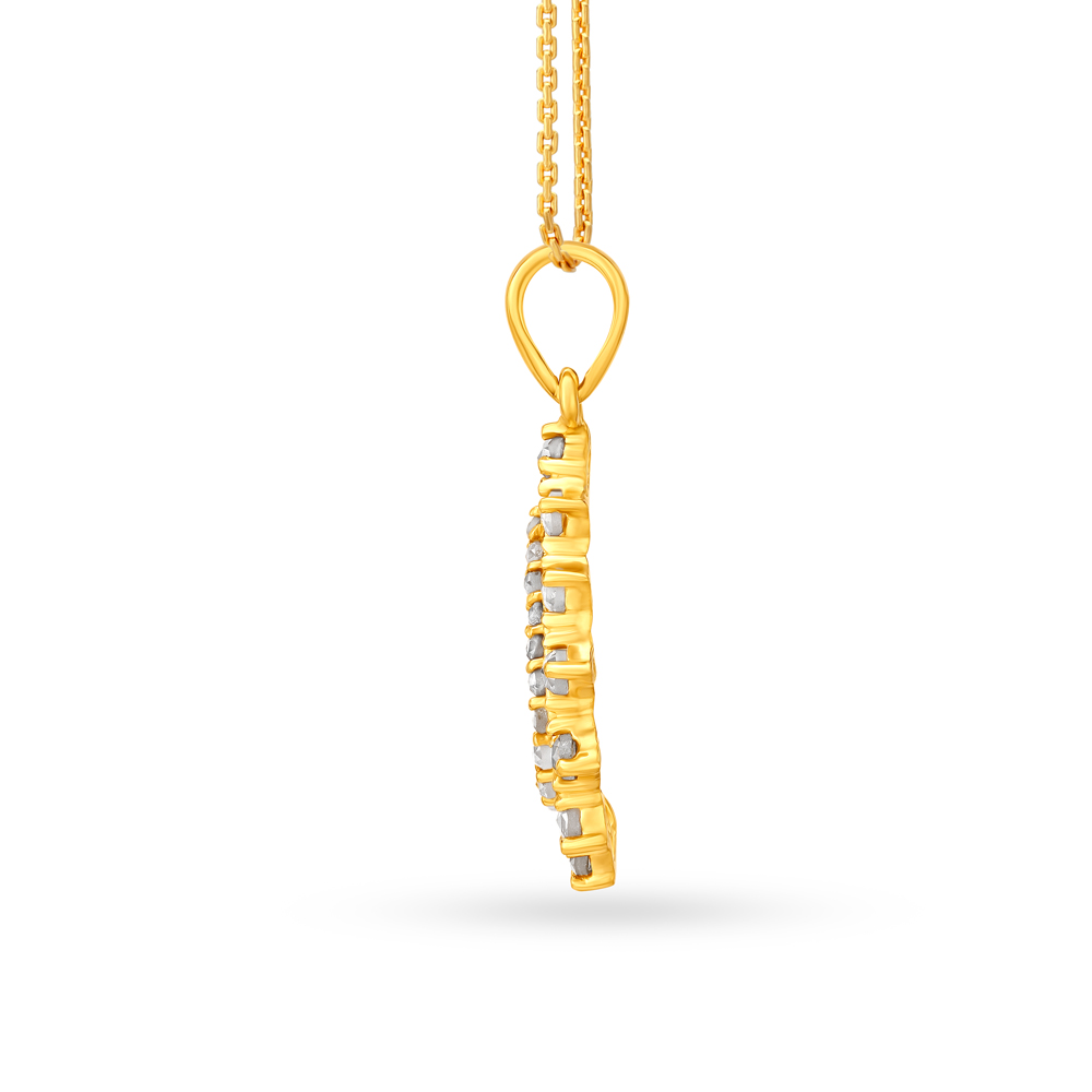 

Fancy Teardrop Motif Gold Pendant