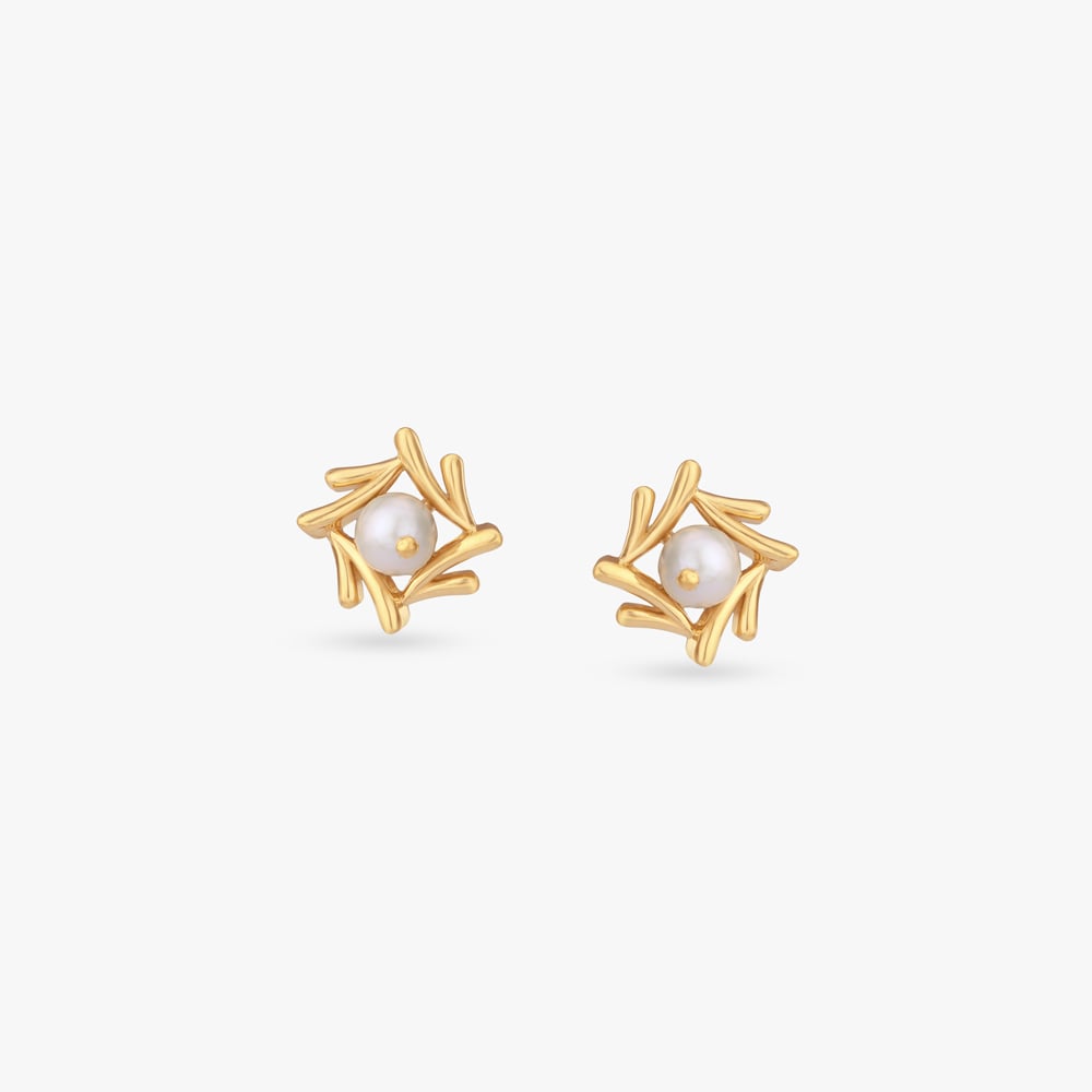 

Floral Nest Gold Stud Earrings