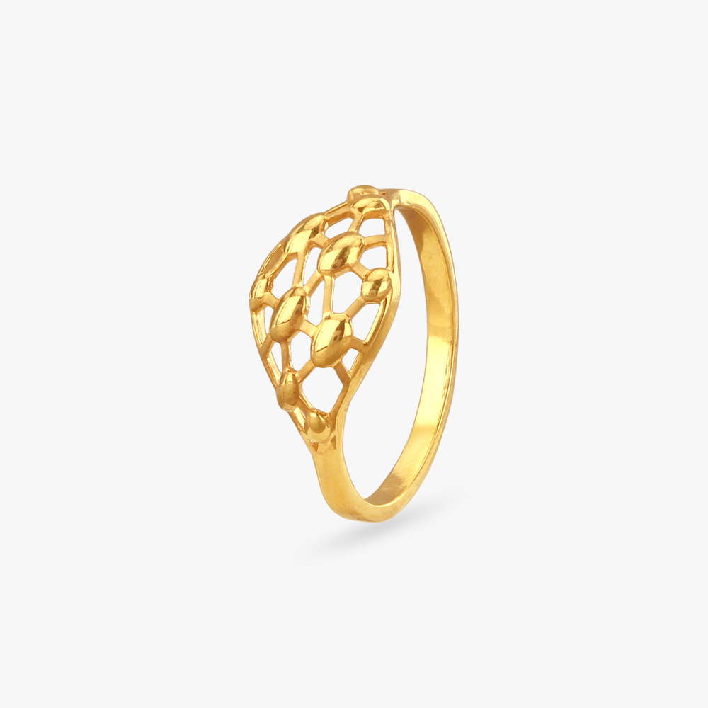 

Honeycomb Gleam Gold Ring