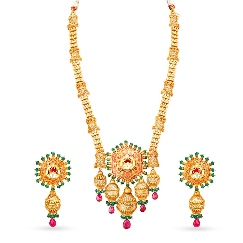 Opulent Ethnic Gold Necklace Set