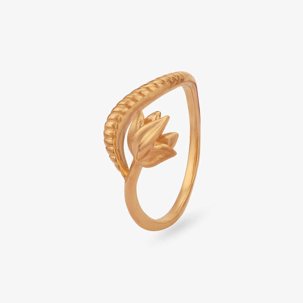 

Eternal Bloom Gold Ring