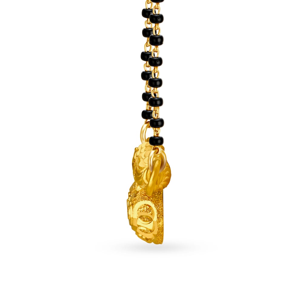 Lustrous 22 Karat Yellow Gold Mangalsutra Pendant,,hi-res image number null