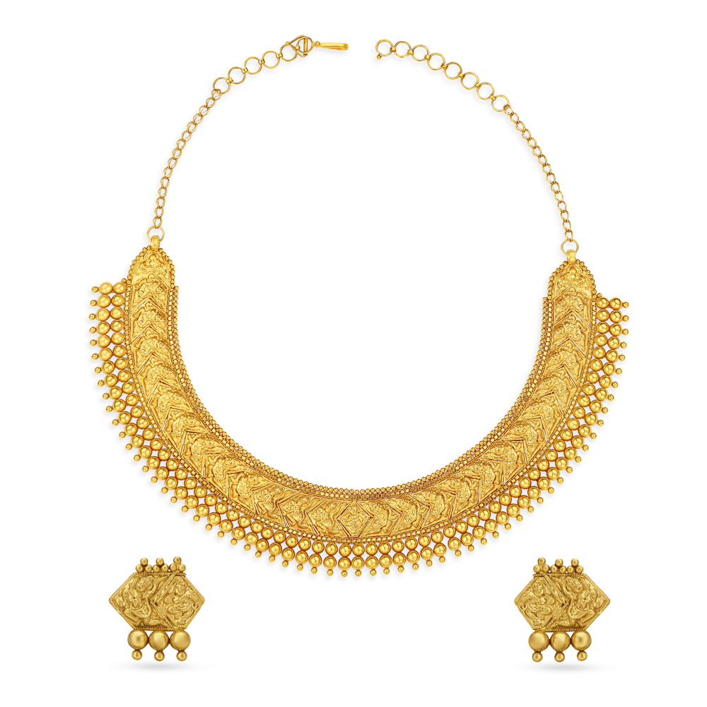 Temple Gold Necklace Set for the Maharashtrian Bride