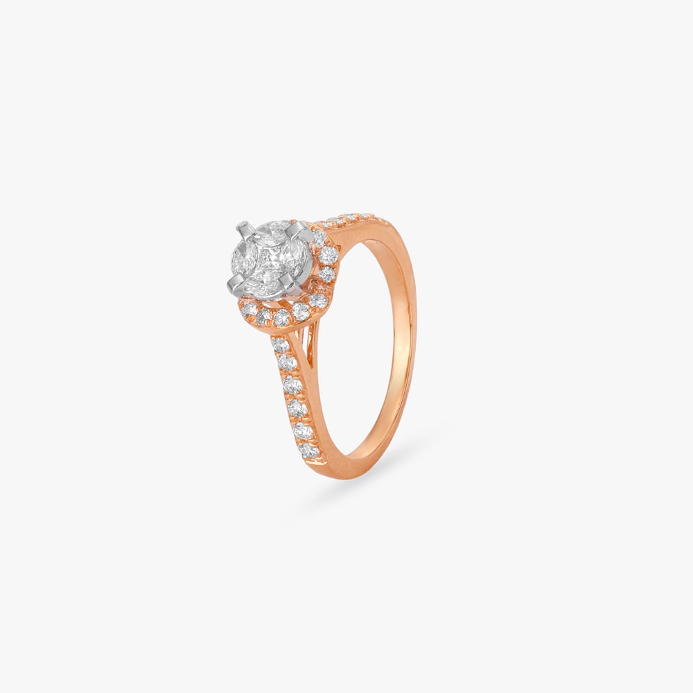 

Timeless Halo Diamond Ring