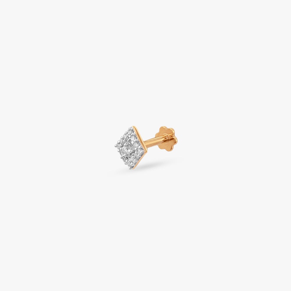 

Gleam Frame Diamond Nose Pin