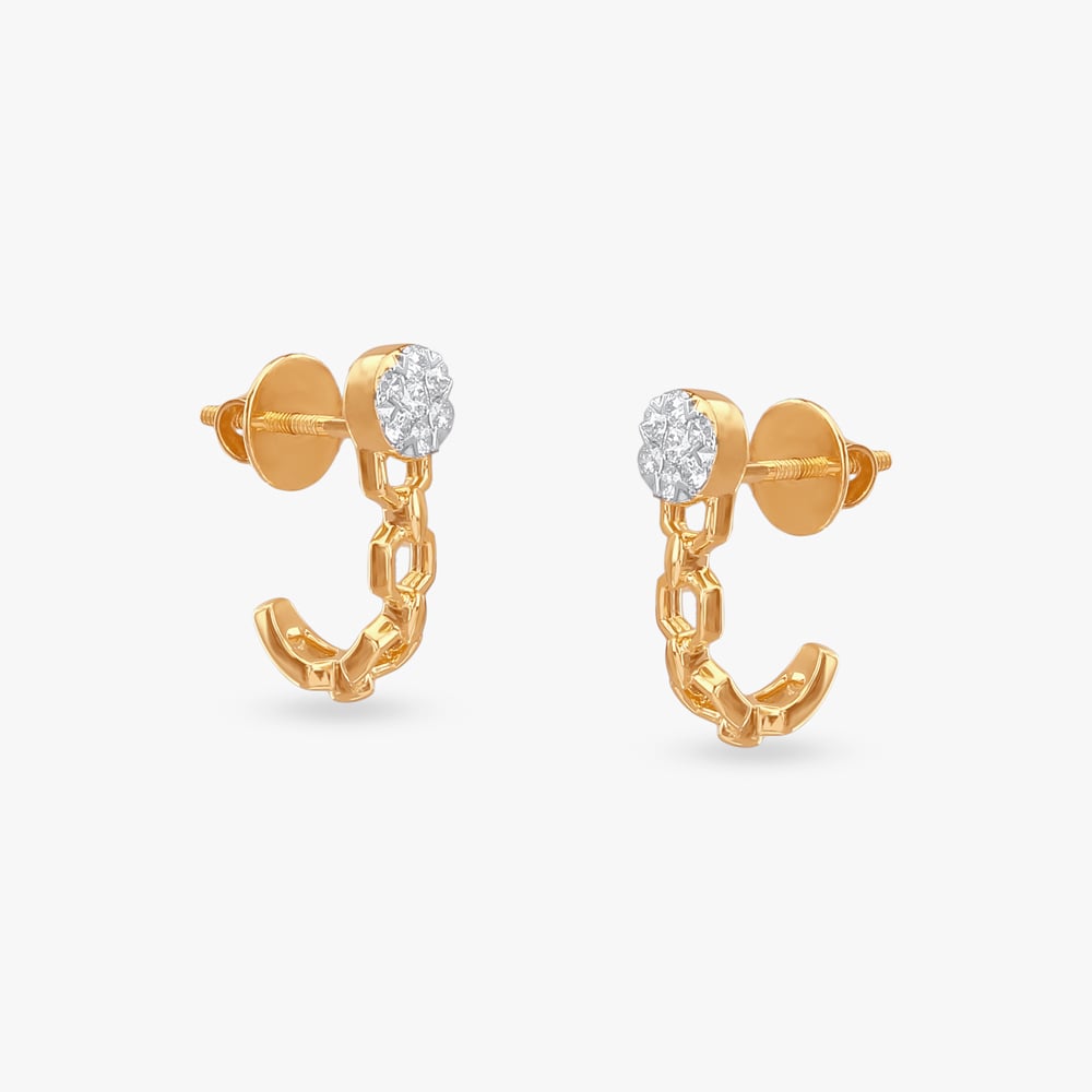

Glam Link Diamond Stud Earrings
