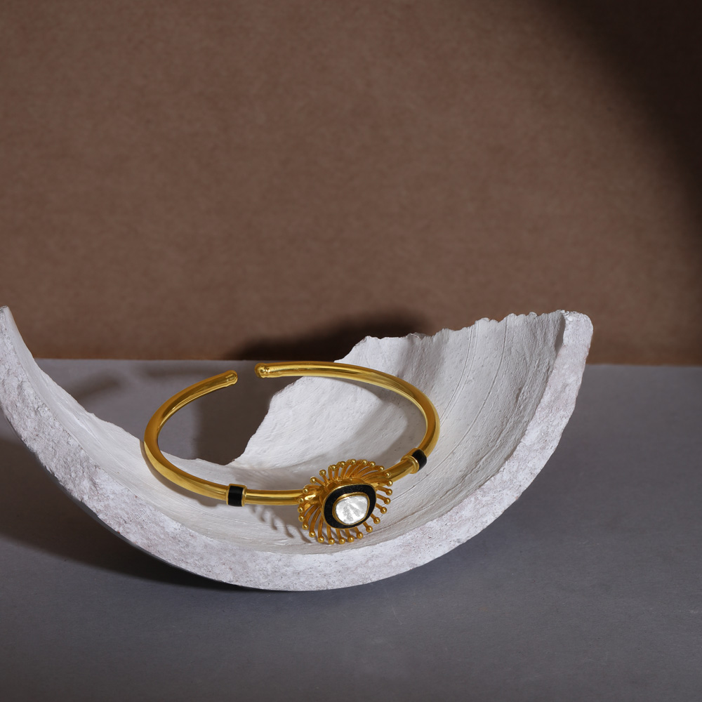 Nestled Polki Bangle,,hi-res image number null