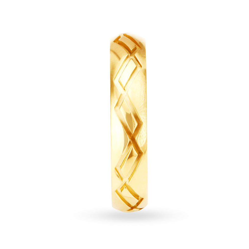 Lustrous 22 Karat Gold Zig-Zag Patterned Ring,,hi-res image number null