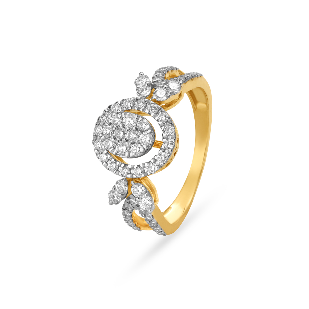 

Classic Solitaire Look Finger Ring
