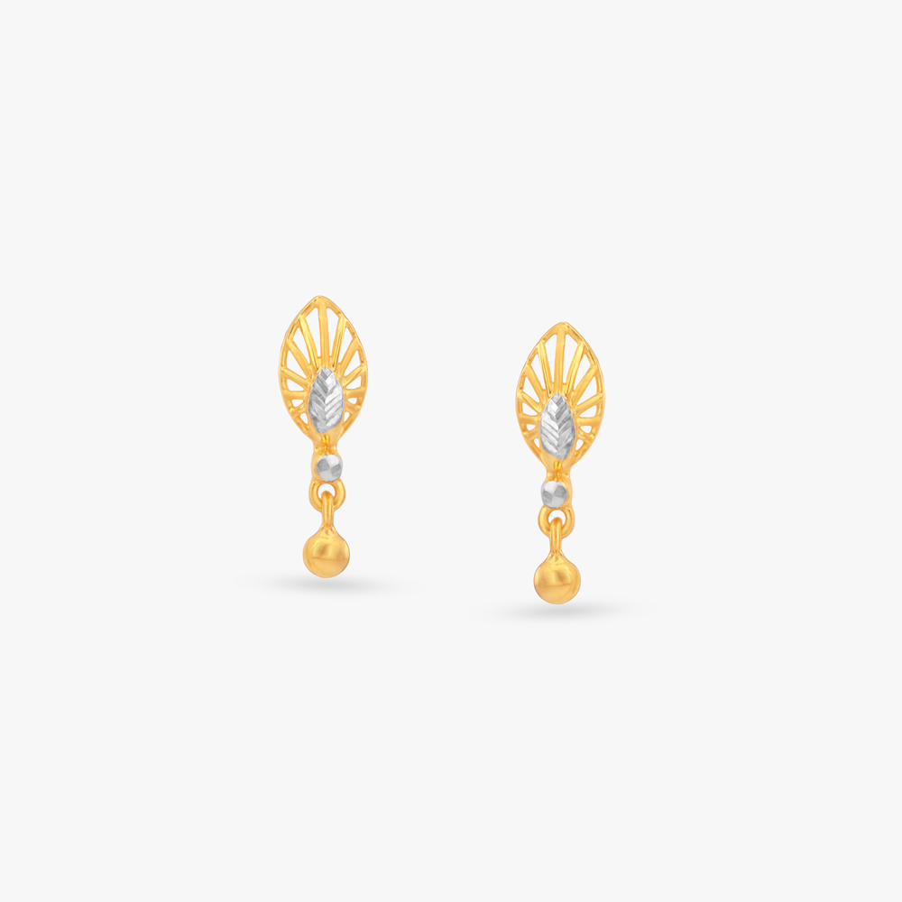 

Leaf Radiance Gold Drop Earrings