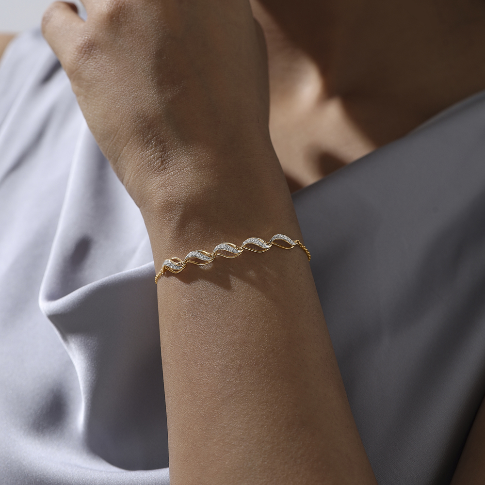 Fluid Flame Diamond Bracelet,,hi-res image number null