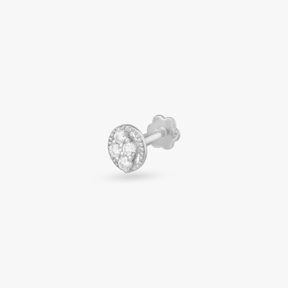 

Bloom Cluster Diamond Nose Pin
