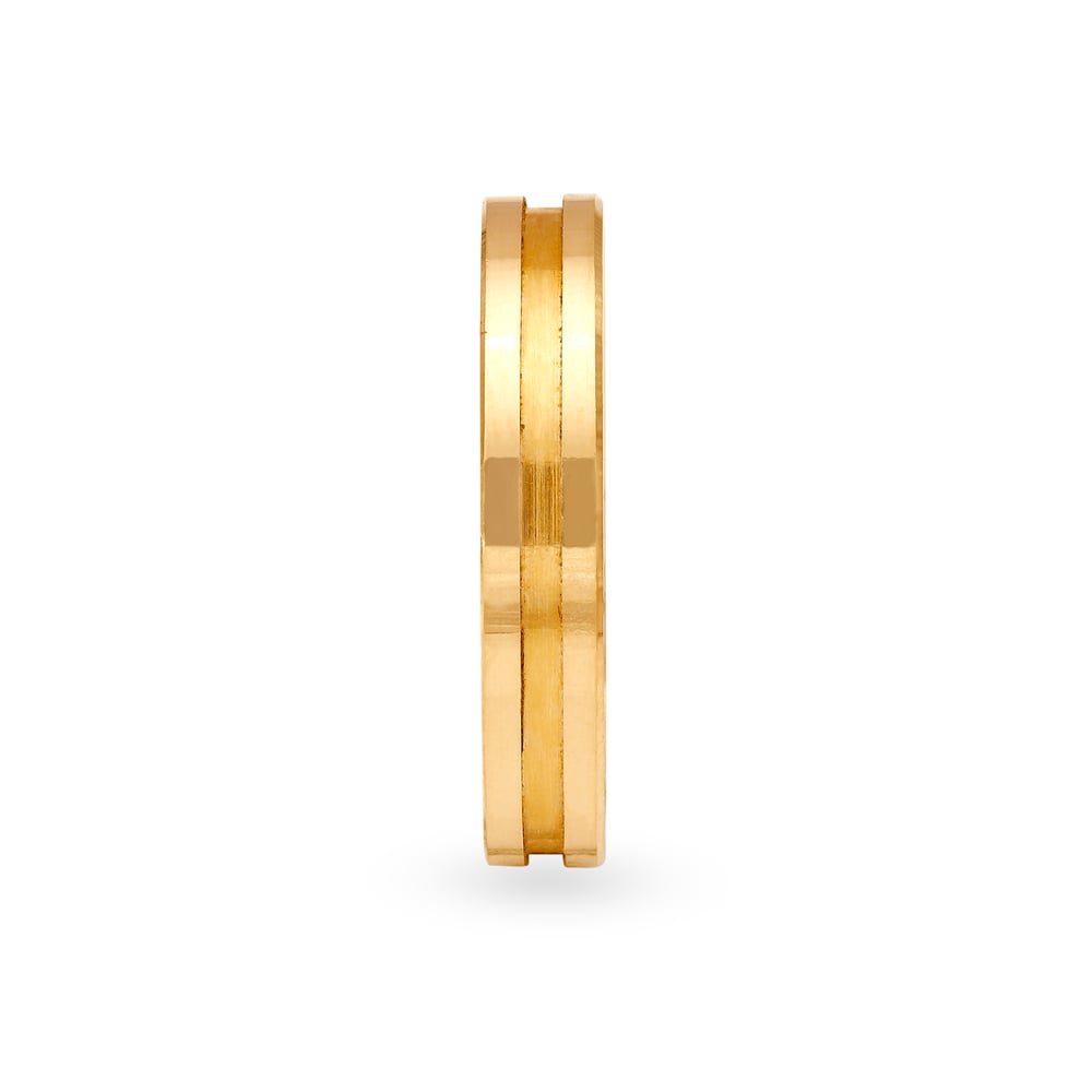 Classic 22 Karat Yellow Gold Ridged Finger Ring,,hi-res image number null